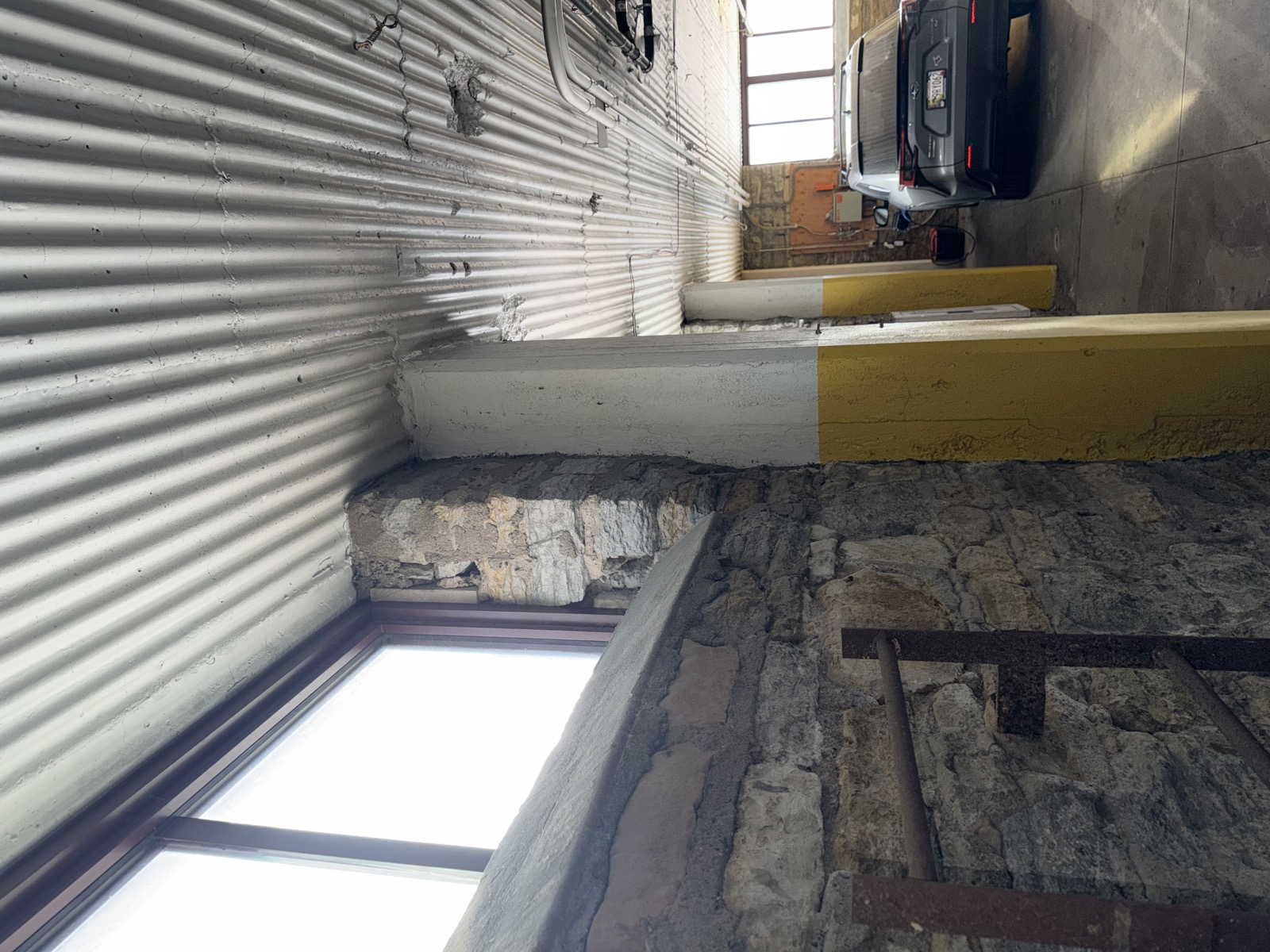 Garage - Window - 5